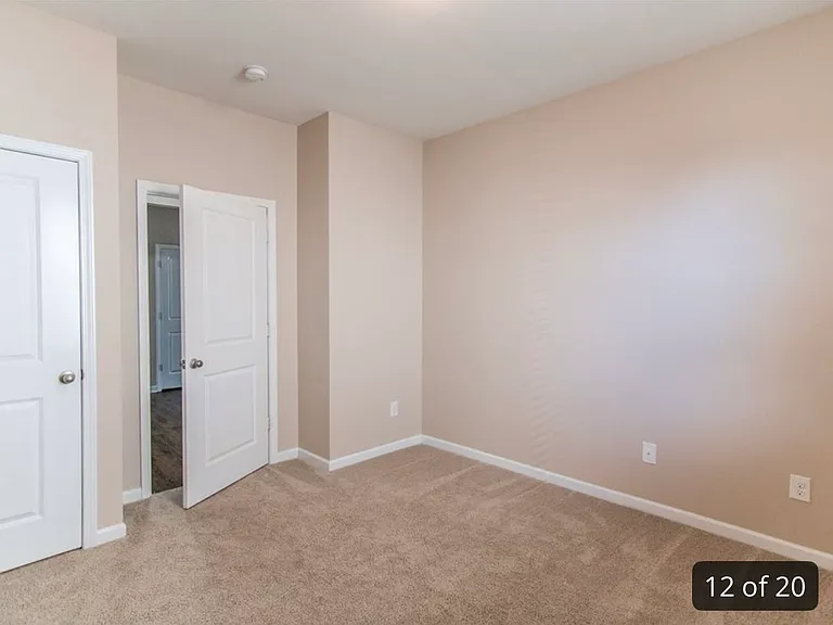 561 Townsend Place Dr — Photo 7