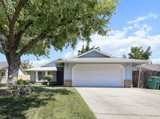1637 Lacey Ln, Redding, CA 96003