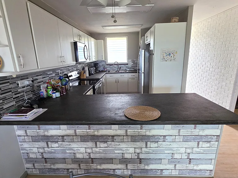 14 Aulike St #605 — Photo 3
