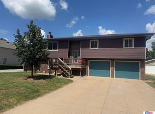 1912 Park St, Beatrice, NE 68310