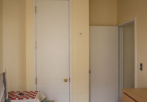 4th image of 1298 De Kalb Ave #6