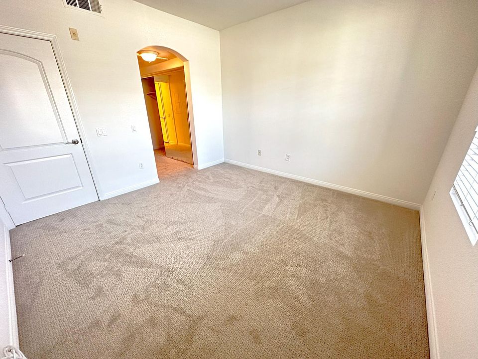 Large bedroom