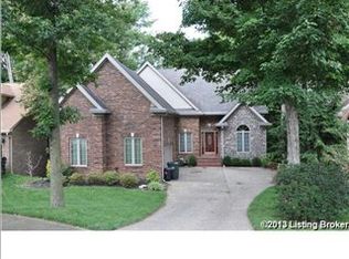 8711 Kings Lynn Ln, Louisville, KY