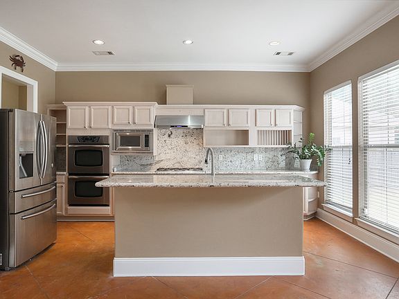 Open Kitchen