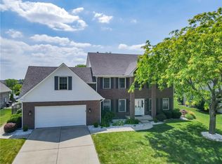 1098 Summerwood Blvd, Greenfield, IN 46140