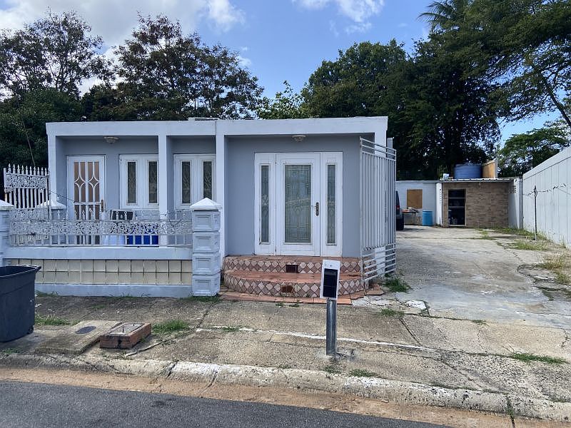 1st image of Urb Villas De Loiza F14 Calle #3