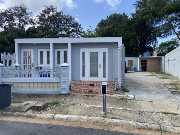 Urb Villas De Loiza F14 Calle #3, Loiza, PR 00772