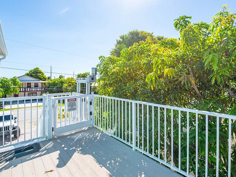 23 Emerald Dr — Photo 23