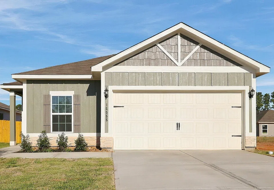 15555 Caramel Springs Dr
