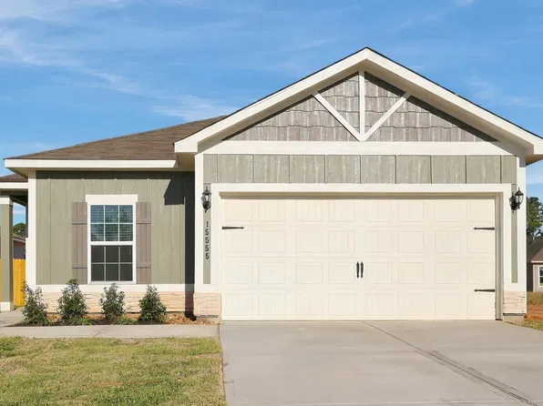 15555 Caramel Springs Dr, Conroe, TX