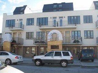 1st image of 2559 W 15th St #2D