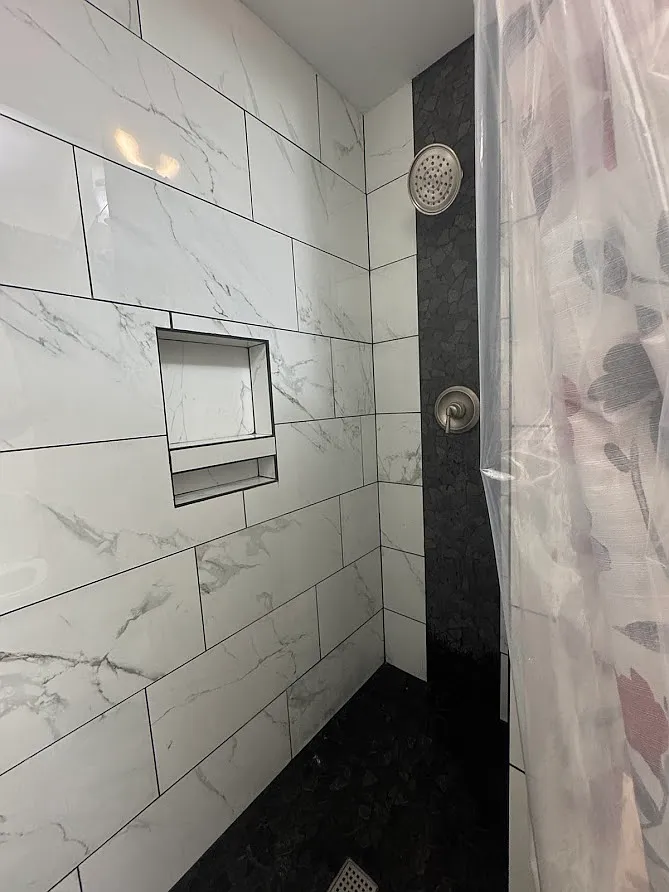4 bed, 2725 sqft, $750 — Photo 4