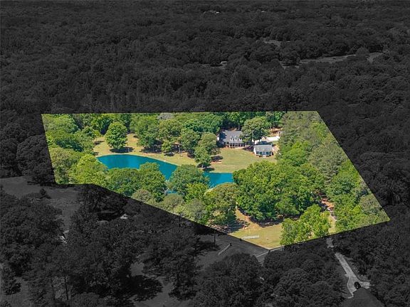 2nd image of 445 Patterson Rd