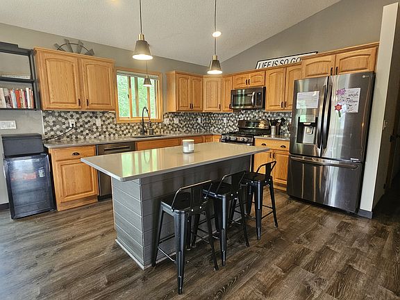 Newer appliances, gas stove