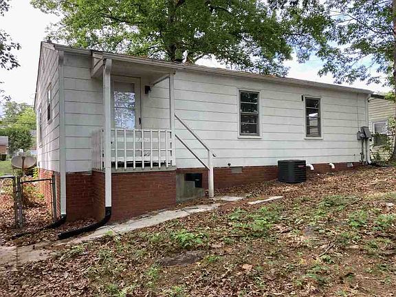 5th image of 509 Blain Ct