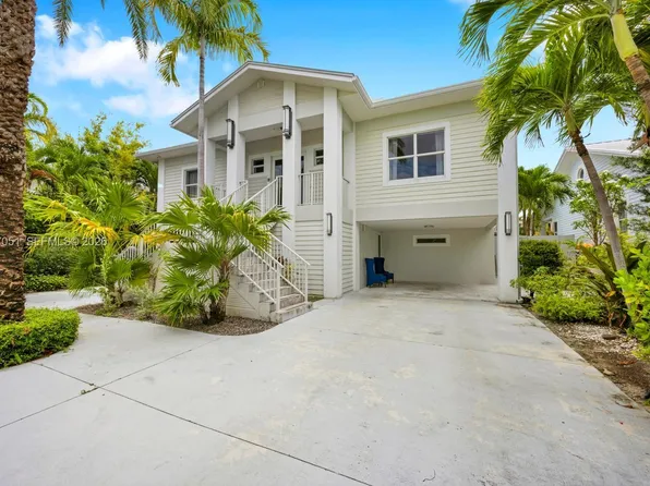 1076 NE Little River Dr, Miami, FL 33138