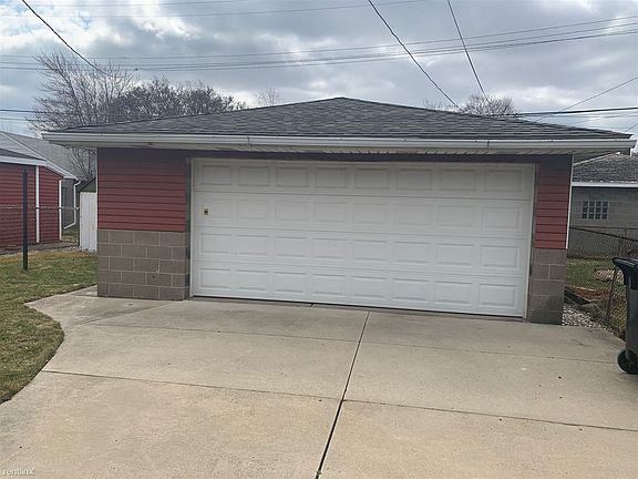 3rd image of 14537 Cleophus Ave