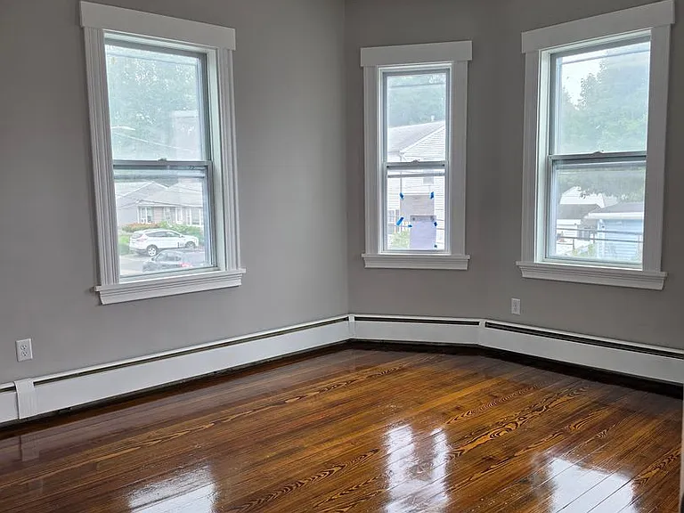 17 Warren St — Photo 14