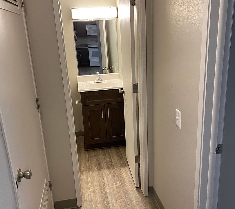 1st image of 2617 Izard Ct APT B