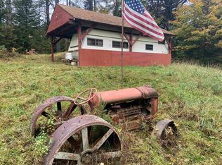 3449 Symes Pond Rd, East Ryegate, VT 05042