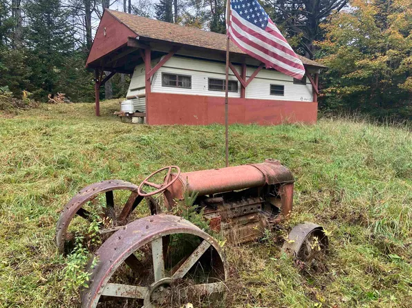 3449 Symes Pond Road, Ryegate, VT 05042