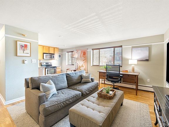 5th image of 1419 Detroit Street #20