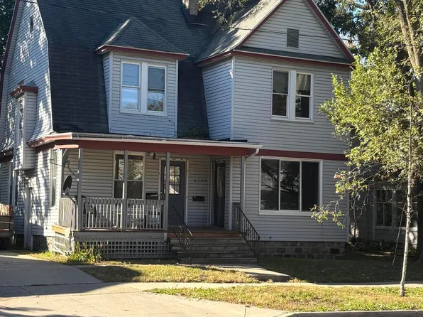 633 Livingston Ave NE, Grand Rapids, MI 49503
