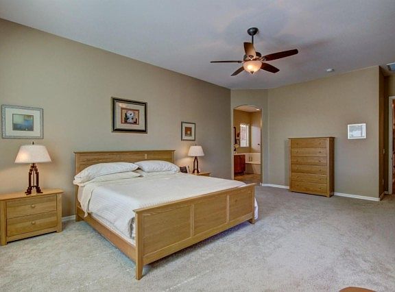 5th image of 2337 N 156th Dr