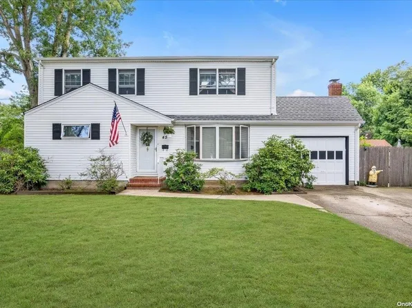 45 Huron Drive, Bay Shore, NY 11706