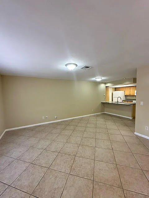 3614/3616 Southwest 7th Place - 3614 — Photo 2