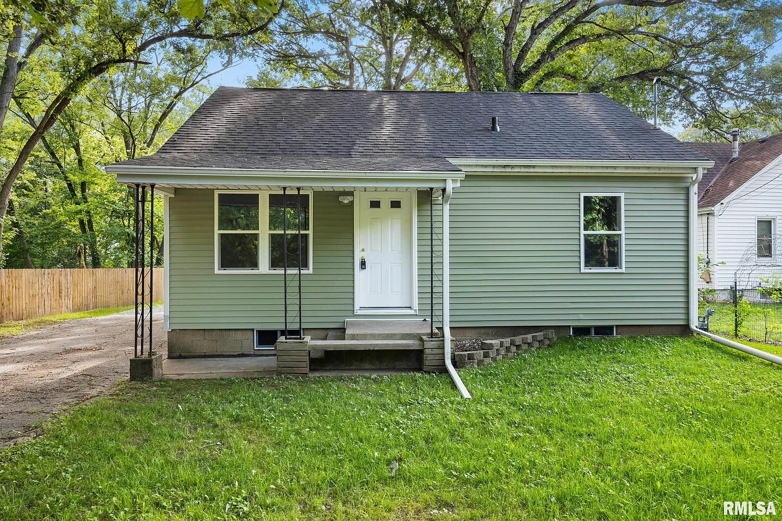 117 Hazel Ct photo 1