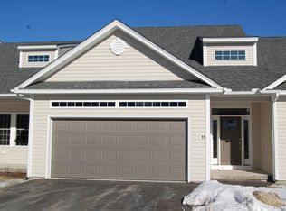 11 Chesterfield Ln UNIT 8C, Londonderry, NH 03053