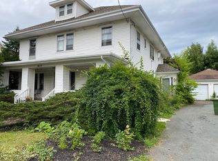 6637 Quinpool Rd, Halifax, NS B3L1B7