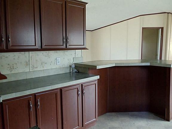 4th image of 429 Woodgrove Dr