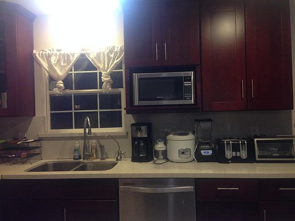 2nd image of 3223 Zion Ln