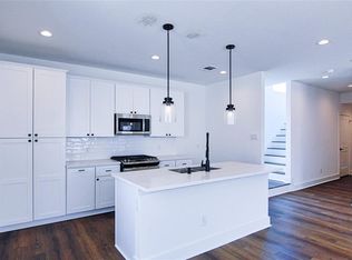 249 Julia St, Houston, TX 77022