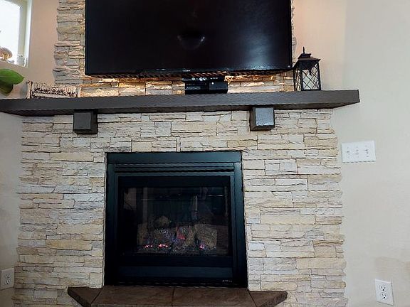 4th image of 4529 NE 91st Way