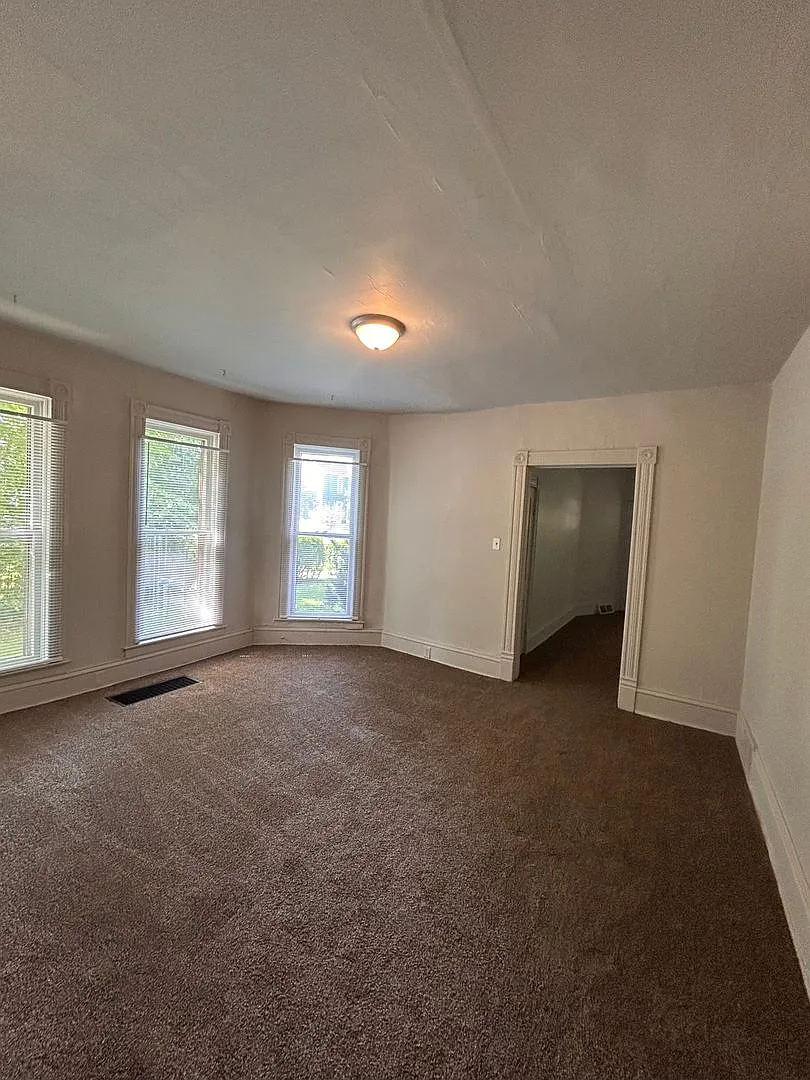 2329 S Harrison St. — Photo 3