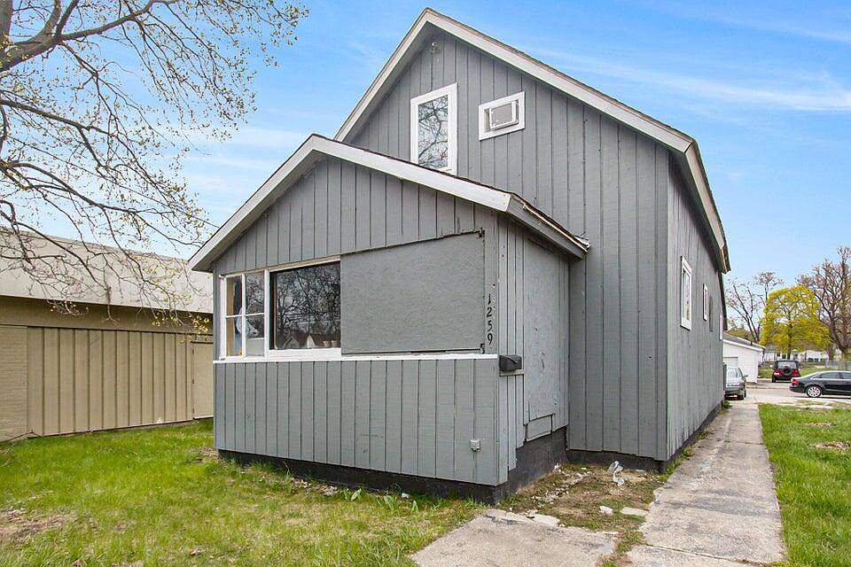 1st image of 1259 E Apple Ave