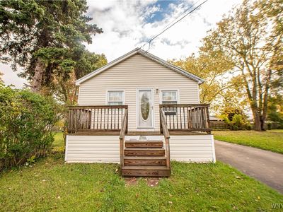 559 Harlem Rd, Buffalo, NY, 14224