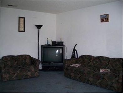 4th image of 1849 Daytona Dr