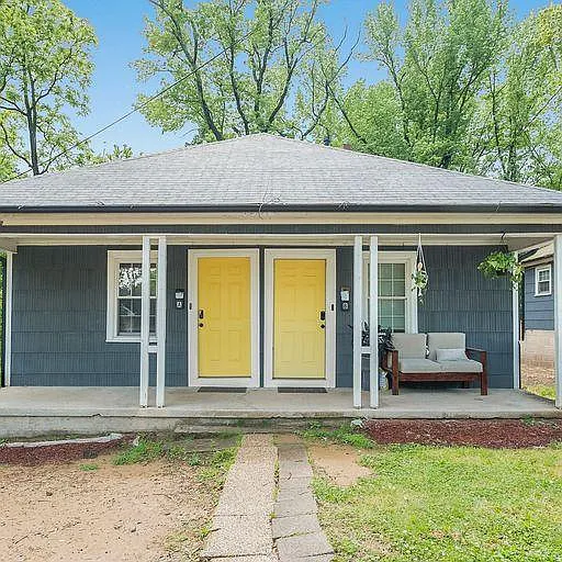 1008 Juniper St — Photo 21