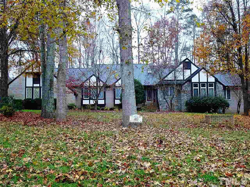 1st image of 40 Beacon Hill Ln