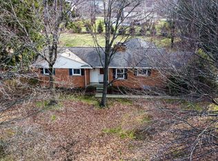 321 E Maryknoll Rd, Rochester Hills, MI 48309