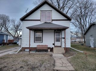 425 Rath St, Waterloo, IA 50703