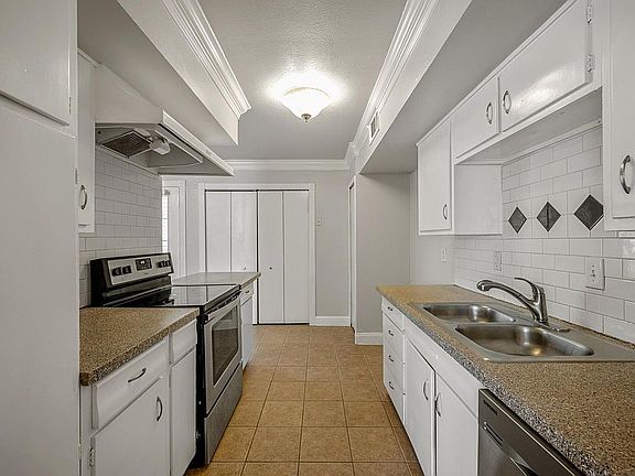 5th image of 2865 Joanna Dr