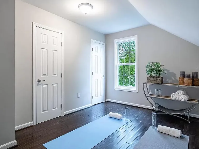 3111 Graydon St — Photo 18