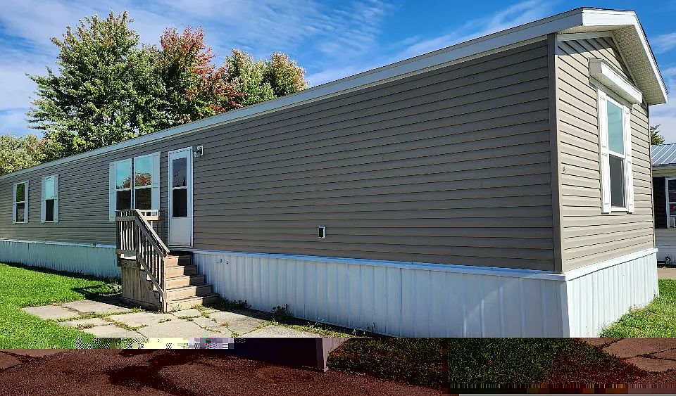1st image of 46 Oak St #46