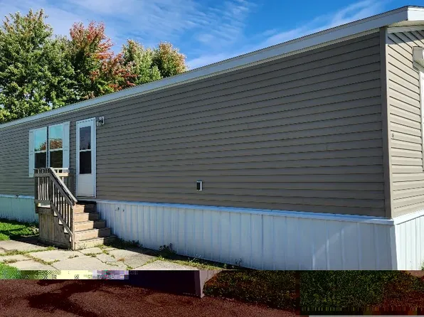 46 Oak St #46, Crestline, OH 44827