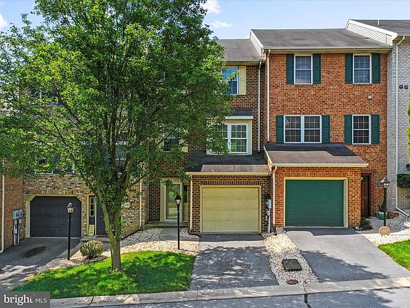 5th image of 1255 Lindsay Ln